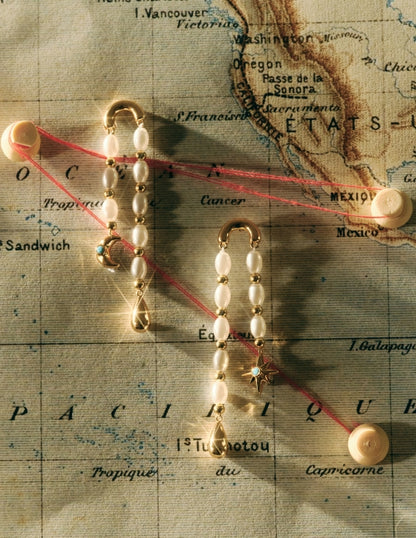 Lyra Constellation Star Map Pearl Earrings