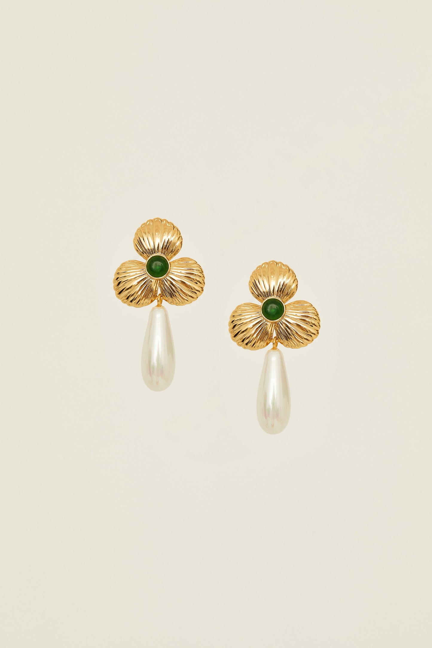 Clover Pearl Earrings